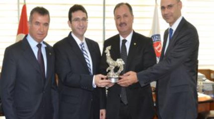 İMKB Başkanı Turhan: Banka Kredilerine G&uuml;venmeyin