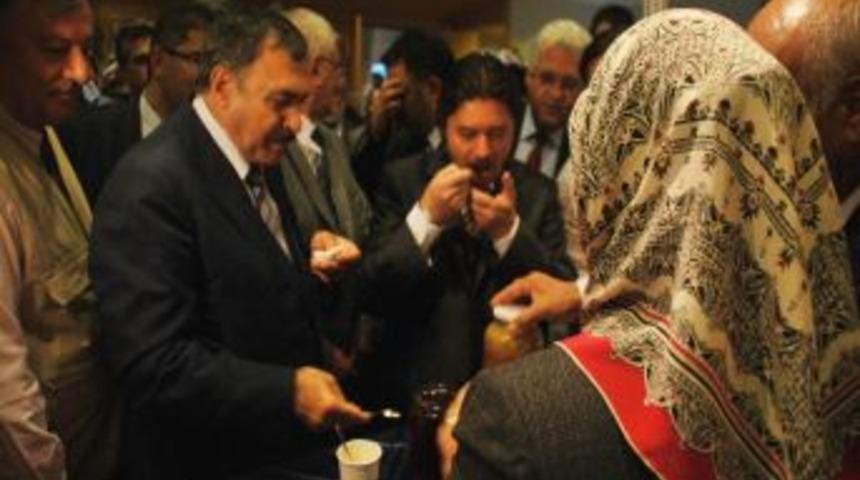 Eroğlu: "t&uuml;rkiye'yi Bal &Uuml;retiminde Birinci Sıraya Yerleştirmek İstiyoruz"