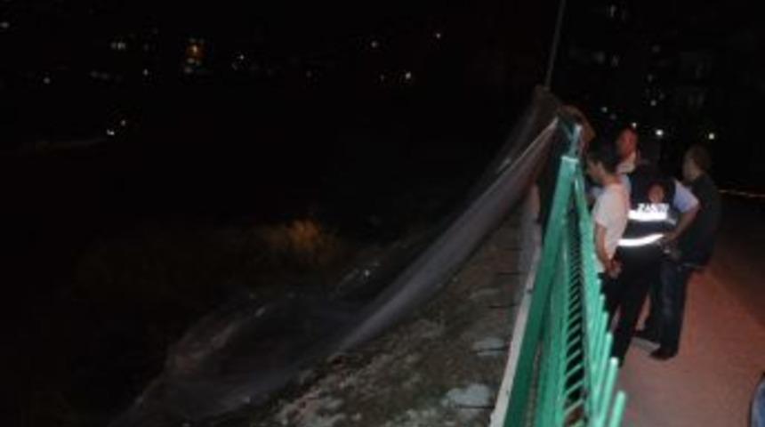 Kuşadası&rsquo;nda Heyelan