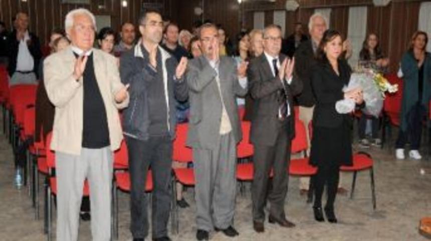 &ldquo;hoş Gelişler Ola&rdquo; Kiraz&rsquo;da Ayakta Alkışlandı