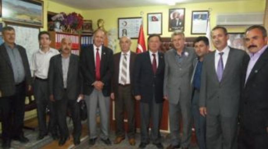 &Ouml;demiş Chp, Muhtarlar Derneği'ni Ziyaret Etti