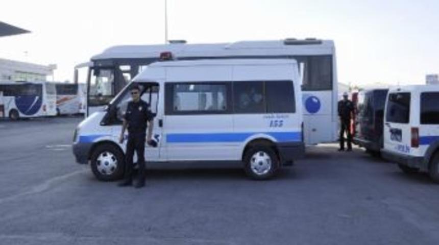Polis Terminalde Uygulama Yaptı