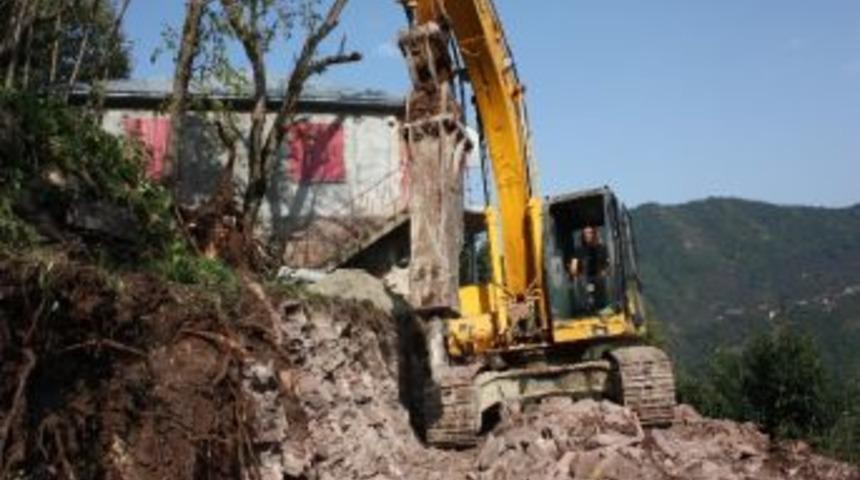 Giresun&rsquo;da 20 Yıllık Yol Sorunu &Ccedil;&ouml;z&uuml;ld&uuml;