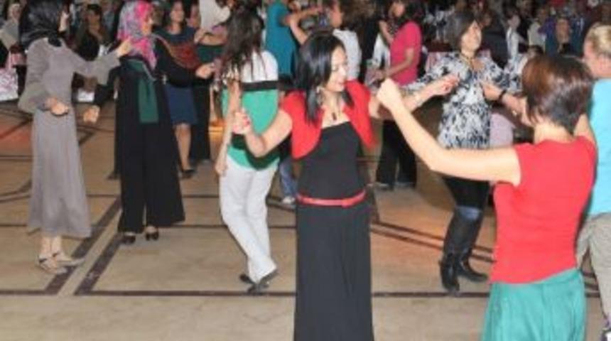 Akmek&rsquo;li Kadınlar Stres Attı