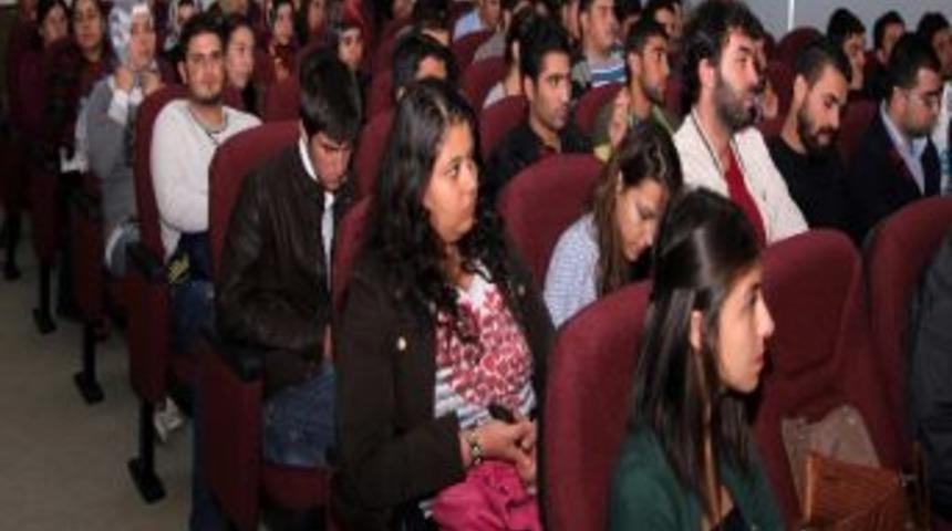 Ga&uuml;n&rsquo;de &lsquo;atat&uuml;rk Ve Cumhuriyet&rsquo; Konulu Konferans D&uuml;zenlendi