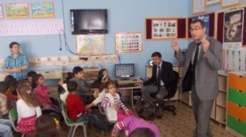 &Ouml;ğrencilere &Ccedil;evre Bilinci Konulu Eğitim Verildi