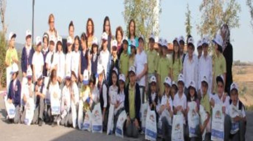 &Ccedil;evreci Nesil İzaydaş İle Tanıştı