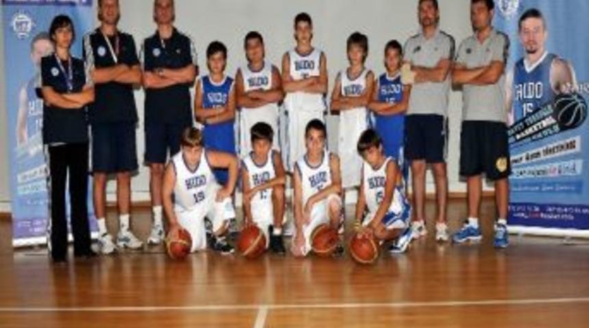 Hidayet T&uuml;rkoğlu Basketbol Okulları&rsquo;na B&uuml;y&uuml;k İlgi