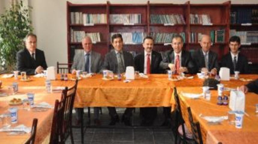 Rıfat Dağdelen Anadolu Lisesi'nden Geleneksel Pilav G&uuml;n&uuml;