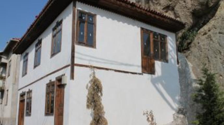 İskilip Belediyesi'ne Kazandırılan M&uuml;lklerin Değeri 1 Milyon Liraya Yaklaştı