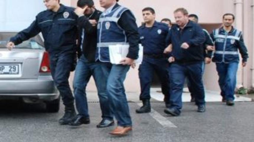 Ka&ccedil;ak&ccedil;ılara ağır darbe