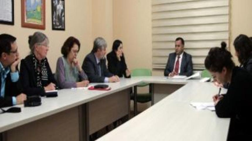 Fransız Heyetten İhd&rsquo;ye Ziyaret