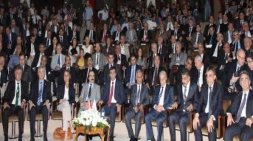 Kalkınma Bakanı Yılmaz: İstikrarlı Ve S&uuml;rd&uuml;r&uuml;lebilir Kalkınmadan Yanayız