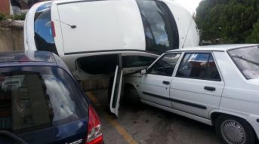 Bursa&rsquo;da Otoparkta Ilgin&ccedil; Kaza