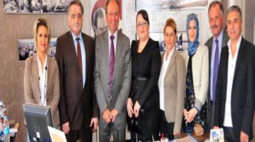 SADEF, Okuma Projesi I&ccedil;in Belediye Başkanı Burma'dan Destek Istedi