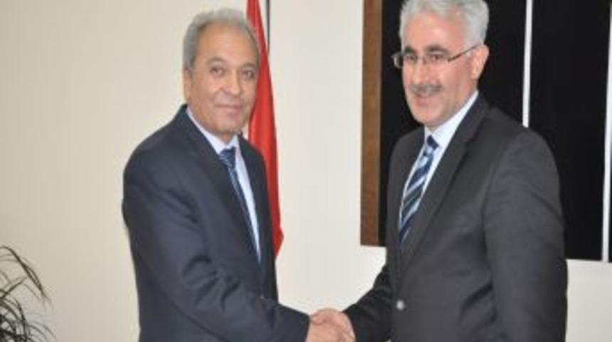 Orman Ve Su İşleri 7. B&ouml;lge M&uuml;d&uuml;r&uuml; Boz'dan Niğde Şubesi'ne Ziyaret