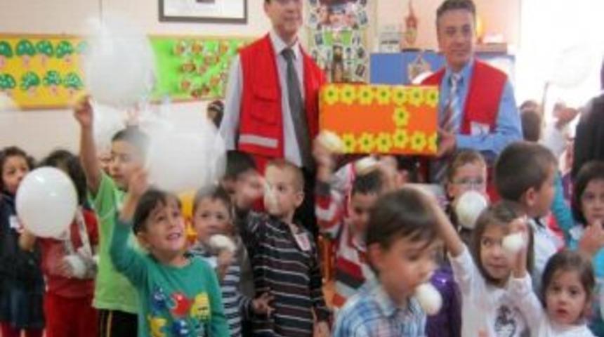 Kızılay&rsquo;dan Minik &Ouml;ğrencilere Ziyaret