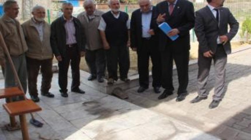 Chp Milletvekili Kızılca&ouml;ren K&ouml;y&uuml;nde