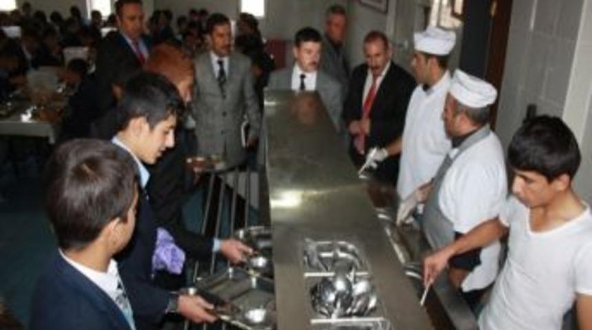 M&uuml;d&uuml;r Başak&rsquo;ın Okul Ziyareti