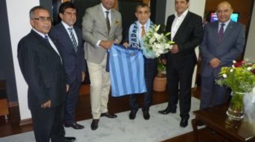 Demirspor Y&ouml;netiminden Emniyet M&uuml;d&uuml;r&uuml; G&uuml;rkan'a Ziyaret