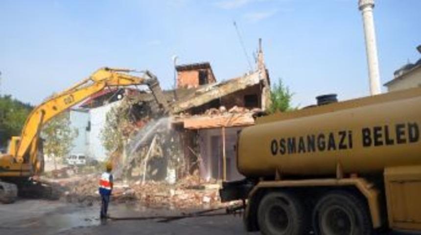 Ovaak&ccedil;a Meydanına Kavuşuyor