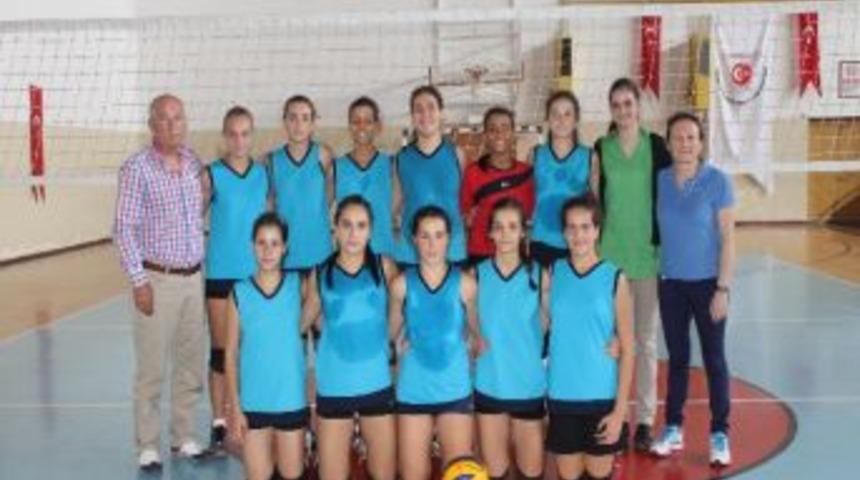 &Ccedil;iftlikk&ouml;y&rsquo;&uuml;n Sultanları G&ouml;r&uuml;c&uuml;ye &Ccedil;ıkıyor