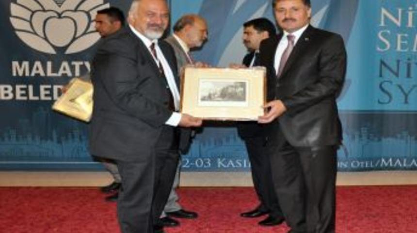 &Ccedil;ağları Aşan Mutasavvıf Mısri, Memleketinde Yad Ediliyor