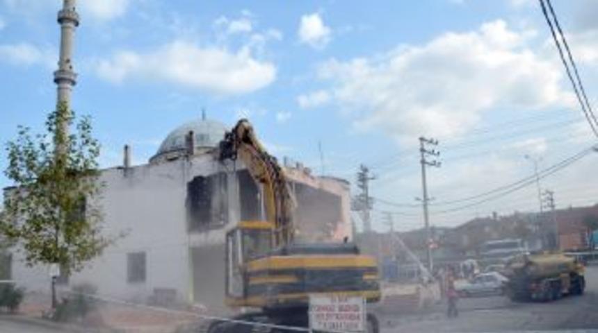 Ovaak&ccedil;a Meydanı I&ccedil;in Son Binalar Yıkıldı