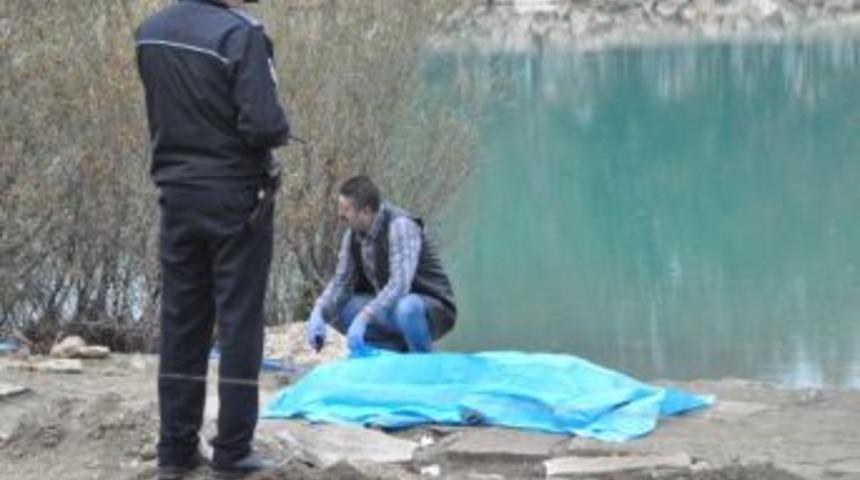 Balık Tutarken Kadın Cesedi Buldular