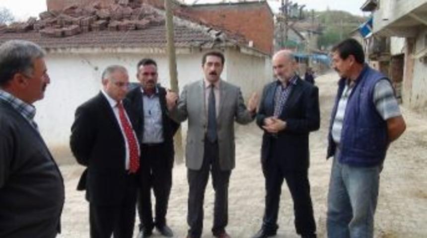 Tokat&rsquo;ta K&ouml;y Yolları &Ccedil;amurdan Kurtuluyor