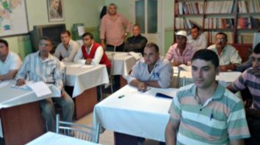 Petrol Istasyonu Elemanlarına 'LPG Dolum Boşaltım' Kursu Verildi