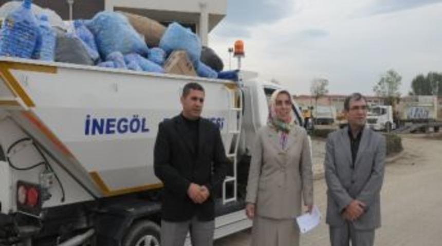 İneg&ouml;l Belediyesi&rsquo;nden 15 G&uuml;nde 3 Tekerlekli Sandalye