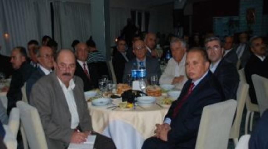 Fak&uuml;lte Binası İ&ccedil;in Bir Araya Geldiler