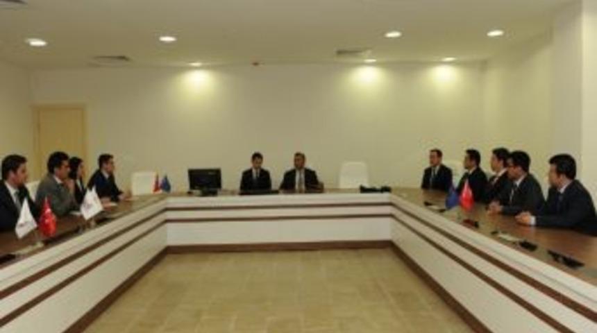 Vali &Ccedil;ift&ccedil;i, Tkdk'yi Ziyaret Etti