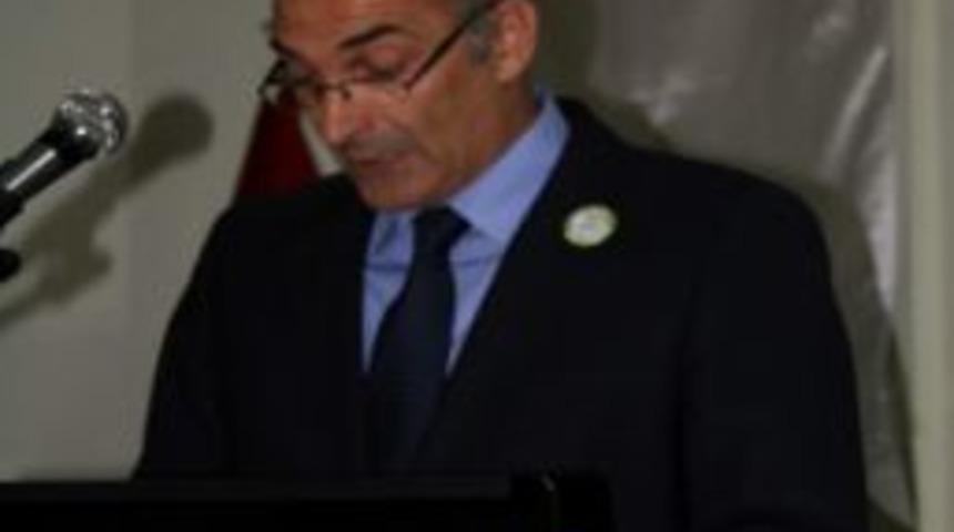 Ka&uuml;&rsquo;da &ldquo;doğu&rsquo;dan Batıya Hayata Bağış&rdquo; Konulu Panel D&uuml;zenledi