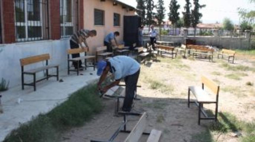 G&uuml;zelk&ouml;y İlkokuluna Yardım Eli