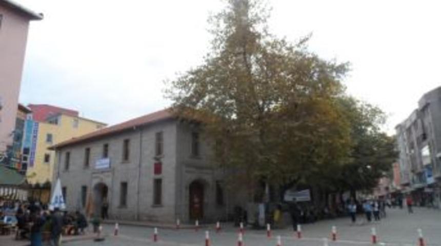 Alaplı'da Cuma Namazı 12.05 te kılınacak