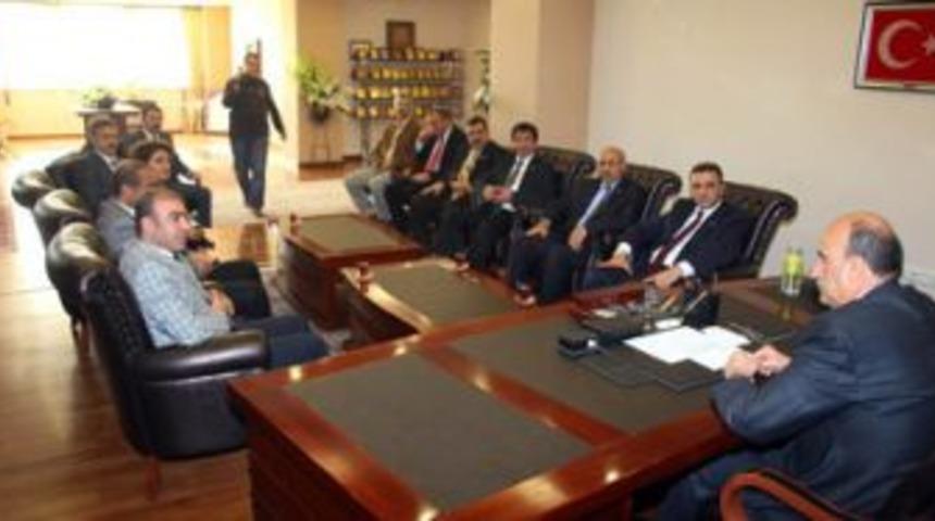 Memur-Se'den Başkan Selmanoğlu'na Ziyaret