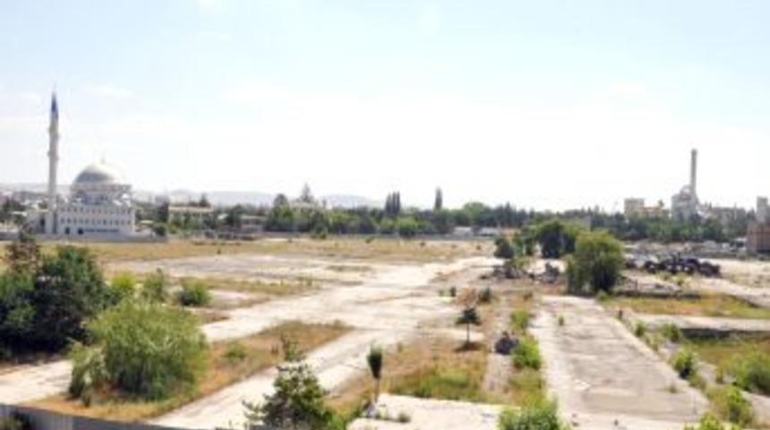 Başkan &Ccedil;oban, Pazar Yeri I&ccedil;in 8 Milyonluk Yetki Aldı