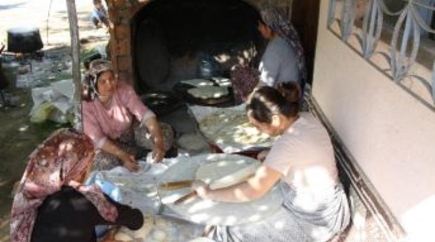 K&ouml;yl&uuml; Kadınlardan "g&ouml;zleme" Dayanışması