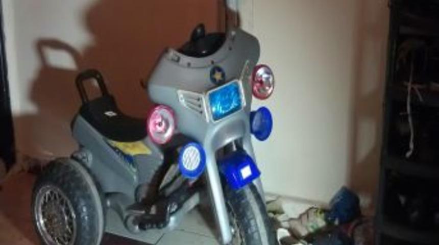 Cinnetten Geriye &Ccedil;ocukların Oyuncakları Ve Ayakkabıları Kaldı