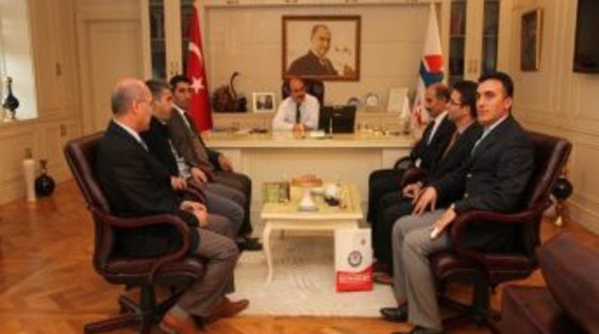 Eğitim-bir-sen&rsquo;den Rekt&ouml;r Aslan&rsquo;a Ziyaret