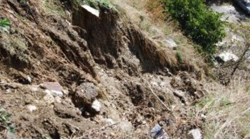 Gemlik'te Toprak Kayması