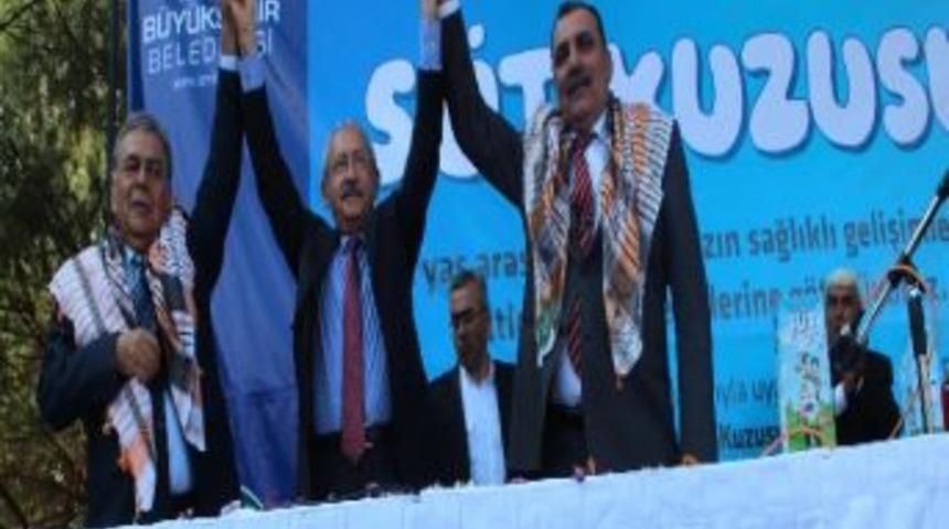 Kılı&ccedil;daroğlu "s&uuml;t Kuzusu" Projesini Tire'de İmzalaladı