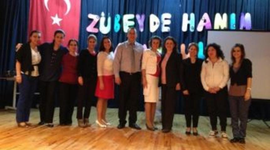 Minikler Aileleriyle Cumhuriyetin 89.yılını Kutladı