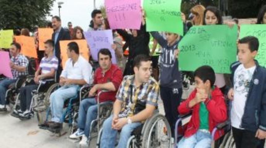 Engellilerden &ldquo;y&uuml;r&uuml;yemiyoruz Da&rdquo; Y&uuml;r&uuml;y&uuml;ş&uuml;
