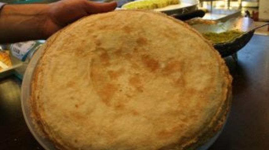 Şanlıurfa'da Adından Dolayı İstenmeye &Ccedil;ekinilen Tatlı