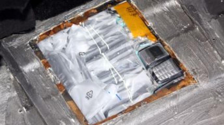 Gaziantep'te Bin 813 G&uuml;mr&uuml;k Ka&ccedil;ağı Cep Telefonu Ele Ge&ccedil;irildi