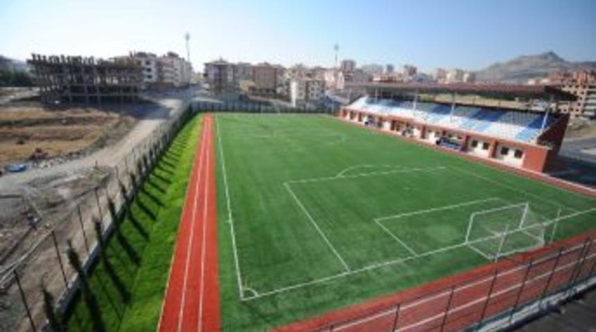 Altındağ Belediyesi Semt Stadı A&ccedil;ıldı