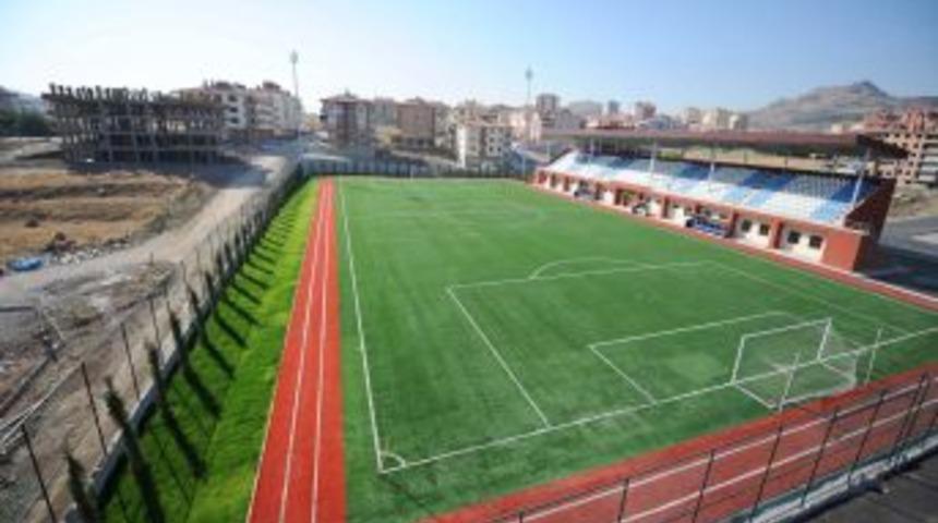 Karap&uuml;r&ccedil;ek Semt Stadı A&ccedil;ıldı